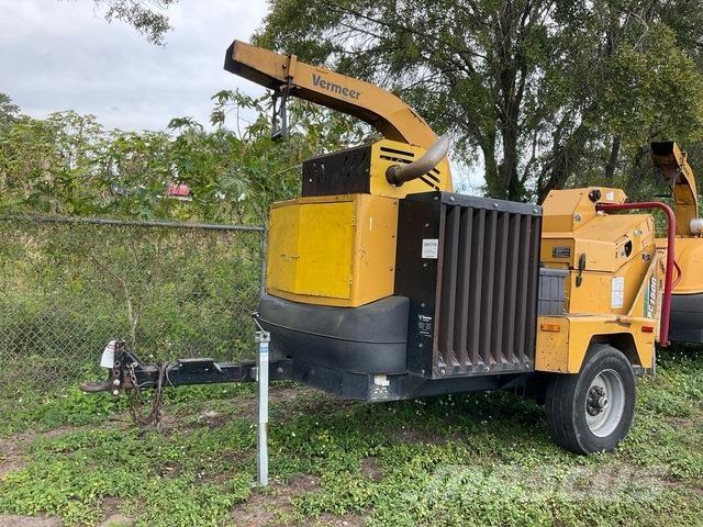 Vermeer BC1500 Drobilci lesa