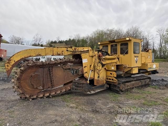 Vermeer T758 Freze za kopanje jarkov Trenčerji