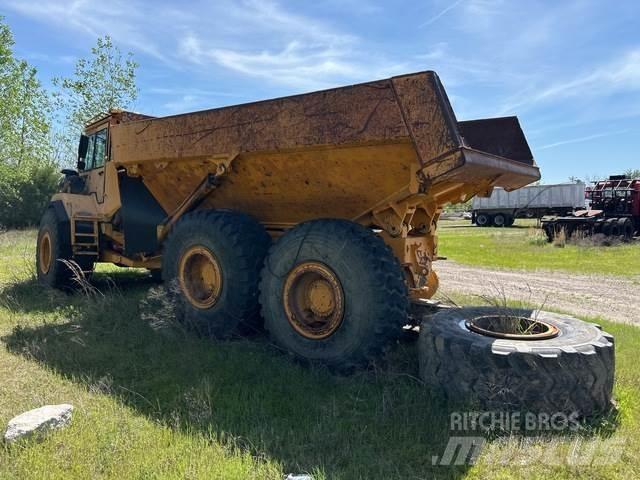 Volvo A25C 6x6 Zglobni demperji