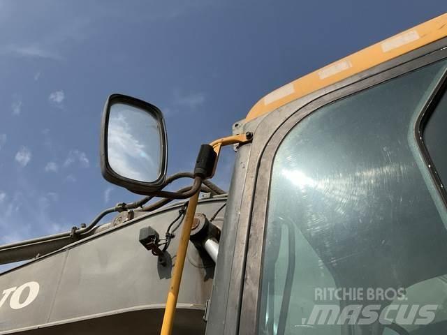 Volvo EC210D Bagri goseničarji
