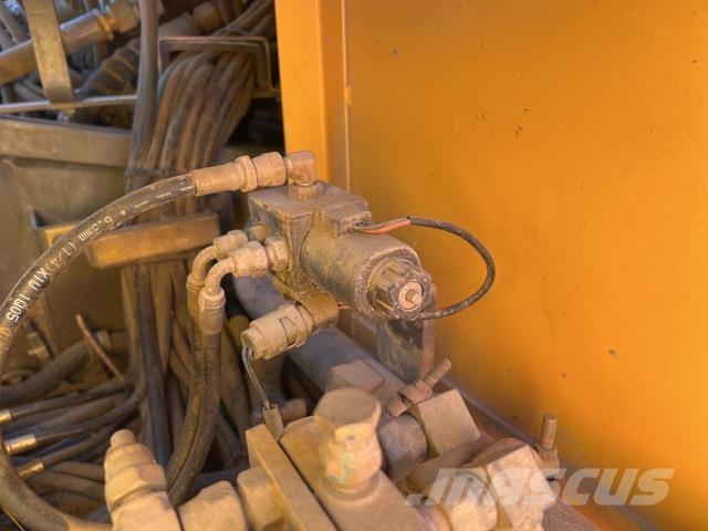 Volvo EC290BLC Bagri goseničarji