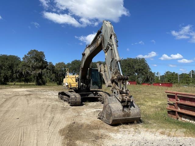 Volvo EC300DL Bagri goseničarji