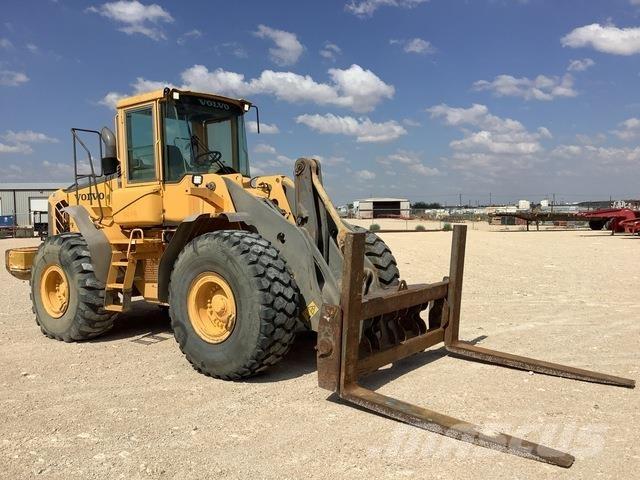 Volvo L110E Kolesni nakladalci