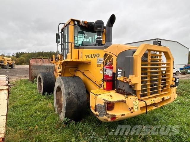 Volvo L110F Kolesni nakladalci