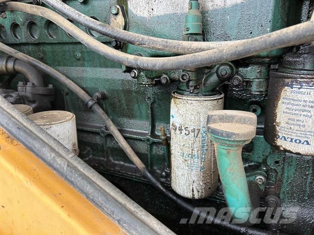 Volvo L120E Kolesni nakladalci