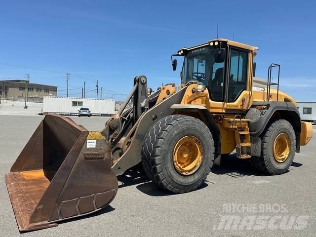 Volvo L120H Kolesni nakladalci
