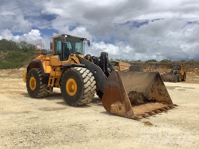 Volvo L220H Kolesni nakladalci