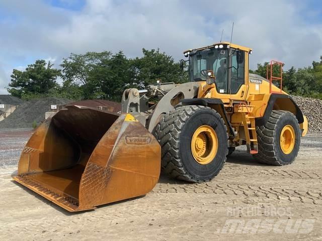 Volvo L260H Kolesni nakladalci