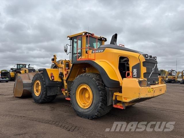 Volvo L260H Kolesni nakladalci