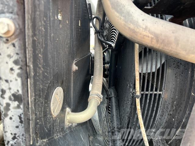 Volvo L260H Kolesni nakladalci