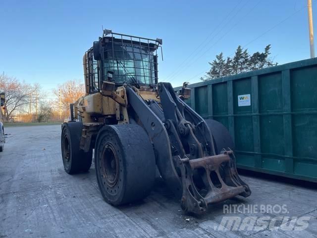 Volvo L90E Kolesni nakladalci