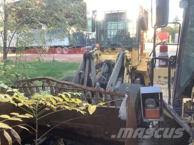 Volvo L90E Kolesni nakladalci