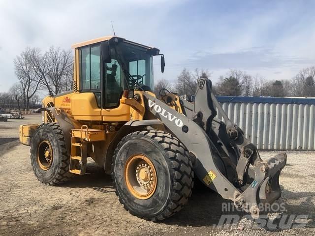Volvo L90F Kolesni nakladalci