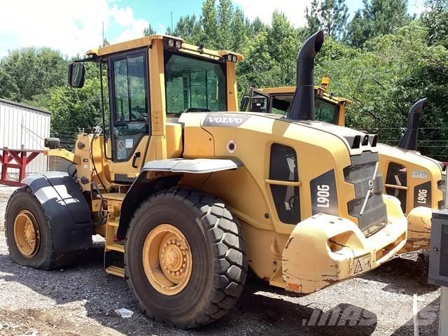 Volvo L90G Kolesni nakladalci