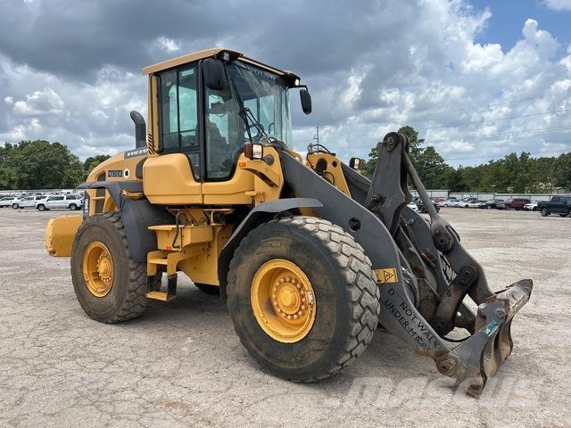 Volvo L90G Kolesni nakladalci