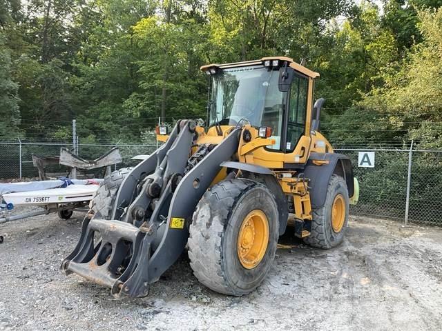 Volvo L90G Kolesni nakladalci