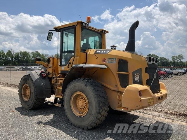 Volvo L90G Kolesni nakladalci