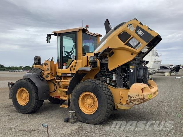 Volvo L90H Kolesni nakladalci