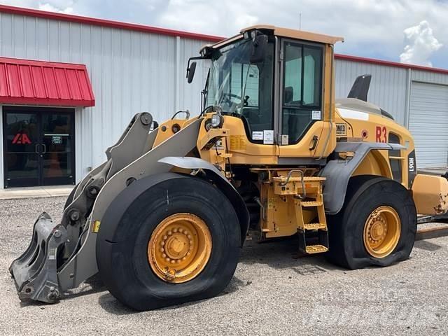 Volvo L90H Kolesni nakladalci