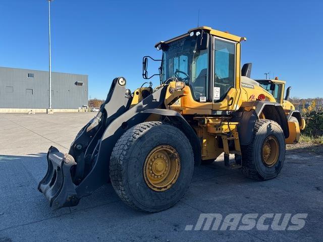 Volvo L90H Kolesni nakladalci