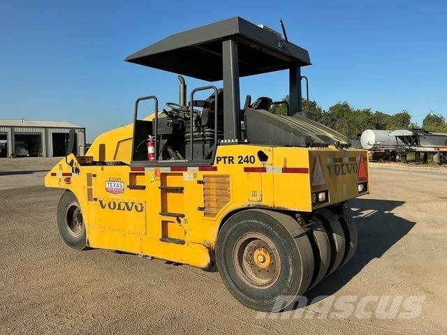Volvo PTR240 Kolesni valjarji s pnevmatikami