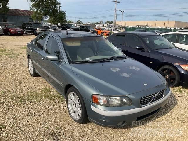 Volvo S60 Avtomobili