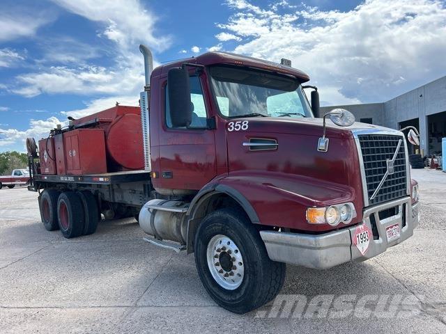 Volvo VHD Tovornjaki cisterne