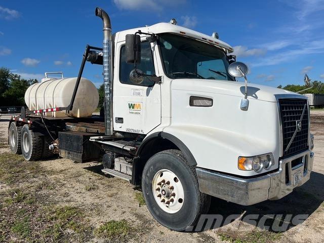 Volvo VHD64 Komunalni tovornjaki