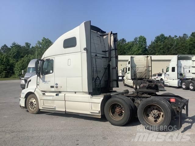 Volvo VNL Vlačilci
