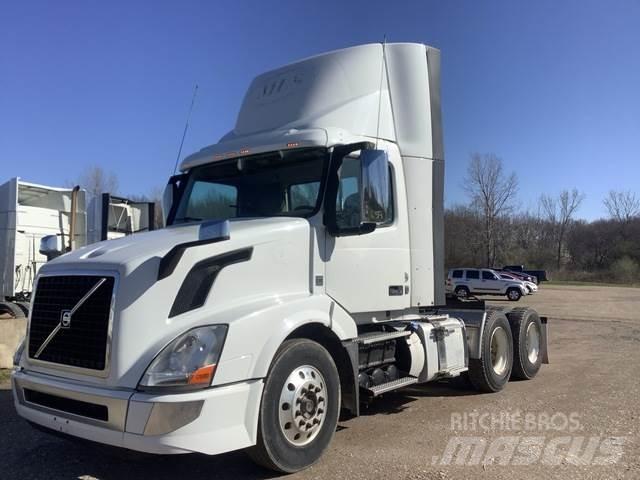 Volvo VNL Vlačilci
