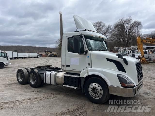 Volvo VNL Vlačilci