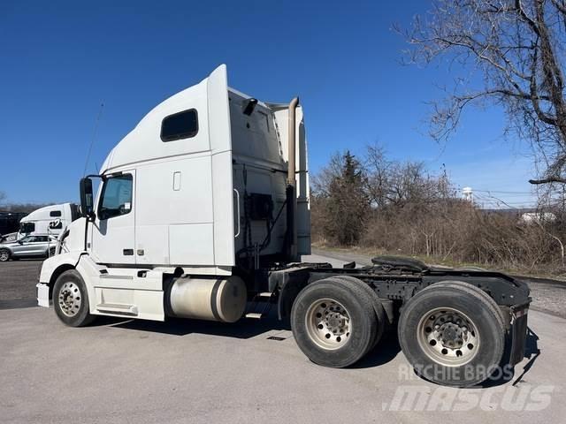 Volvo VNL Vlačilci