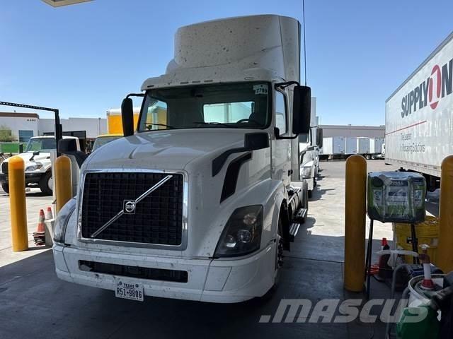 Volvo VNL Vlačilci