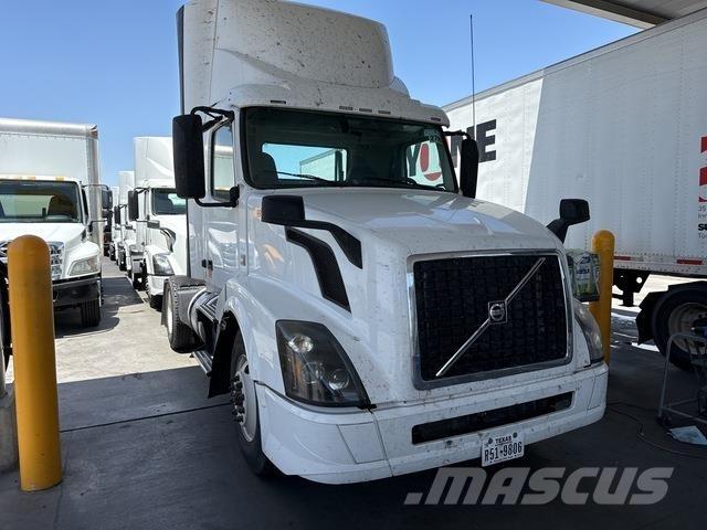 Volvo VNL Vlačilci