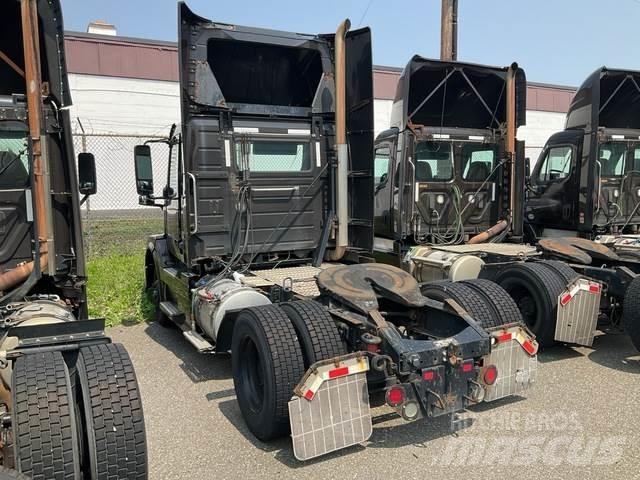 Volvo VNL Vlačilci