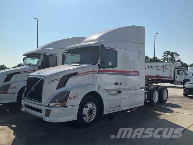 Volvo VNL Vlačilci