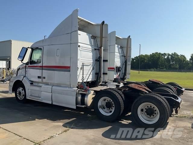 Volvo VNL Vlačilci