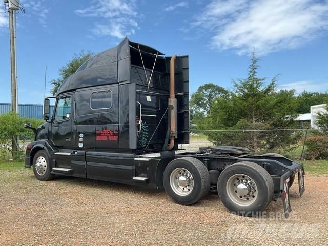 Volvo VNL Vlačilci