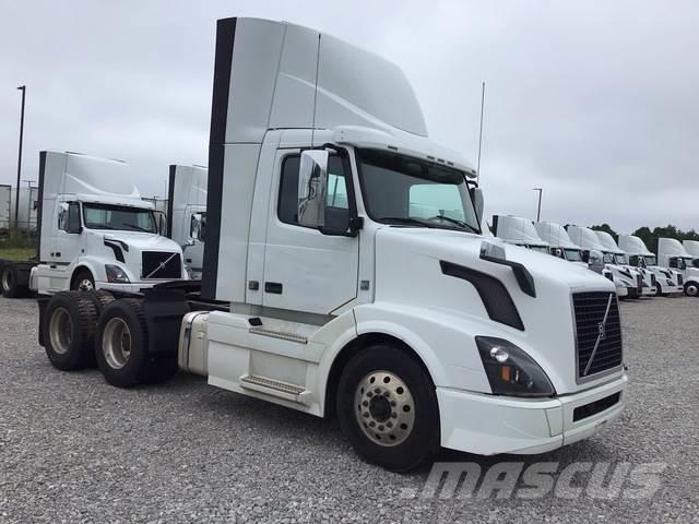 Volvo VNL Vlačilci