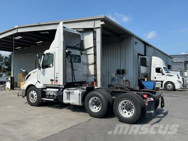 Volvo VNL Vlačilci
