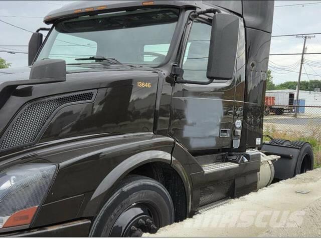 Volvo VNL Vlačilci