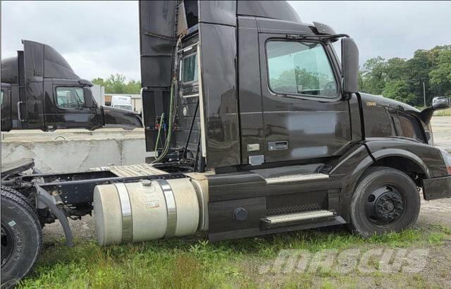 Volvo VNL Vlačilci