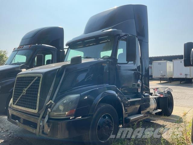 Volvo VNL Vlačilci