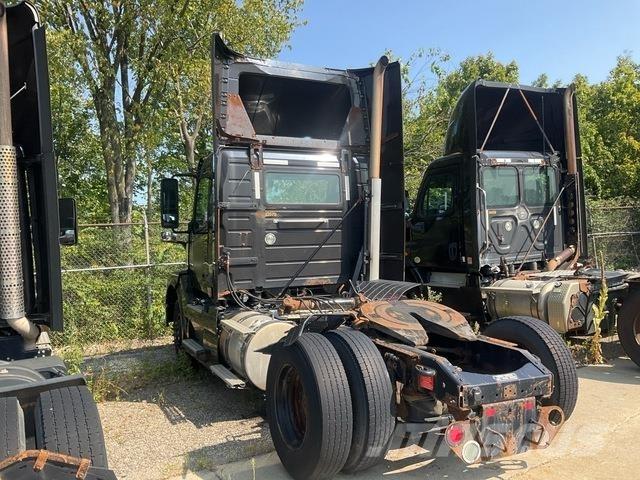 Volvo VNL Vlačilci