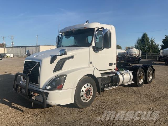 Volvo VNL Vlačilci