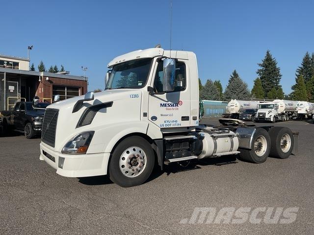 Volvo VNL Vlačilci