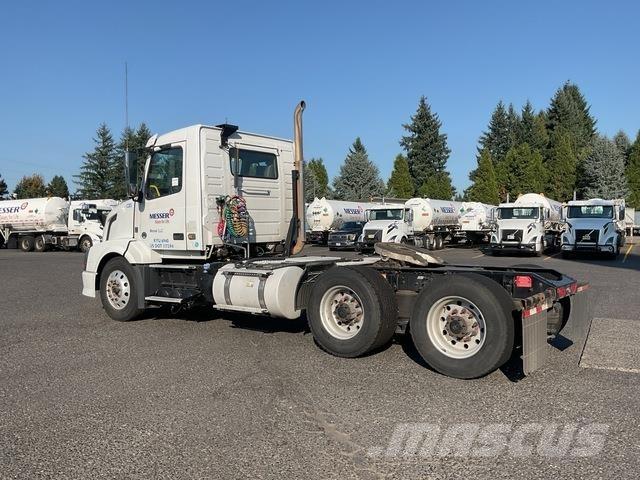 Volvo VNL Vlačilci