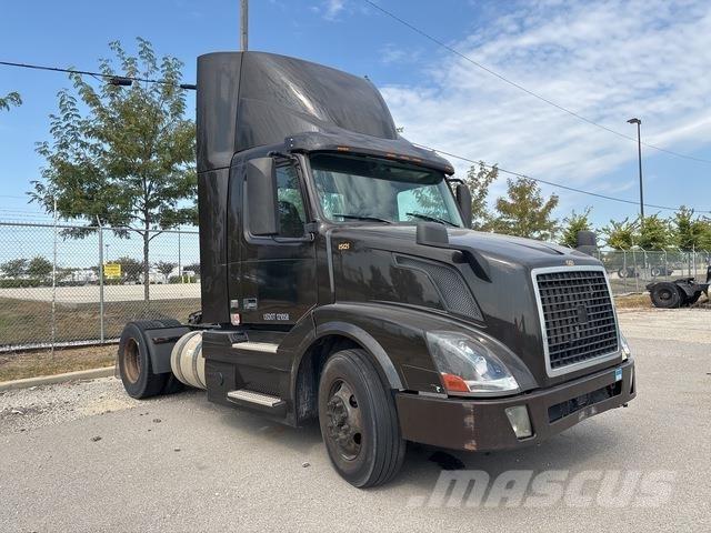 Volvo VNL Vlačilci