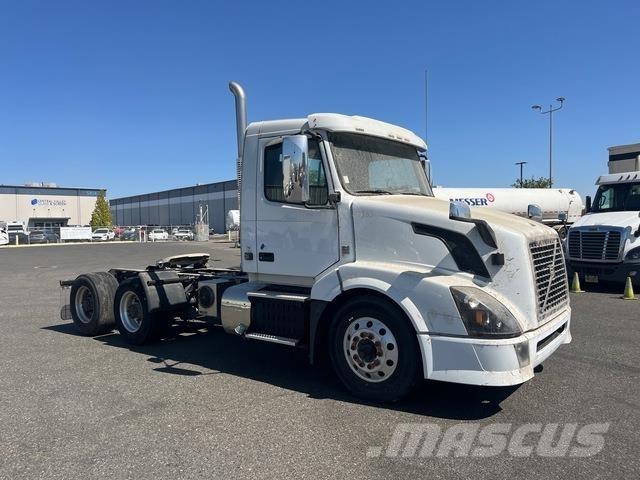 Volvo VNL Vlačilci