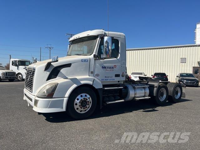 Volvo VNL Vlačilci